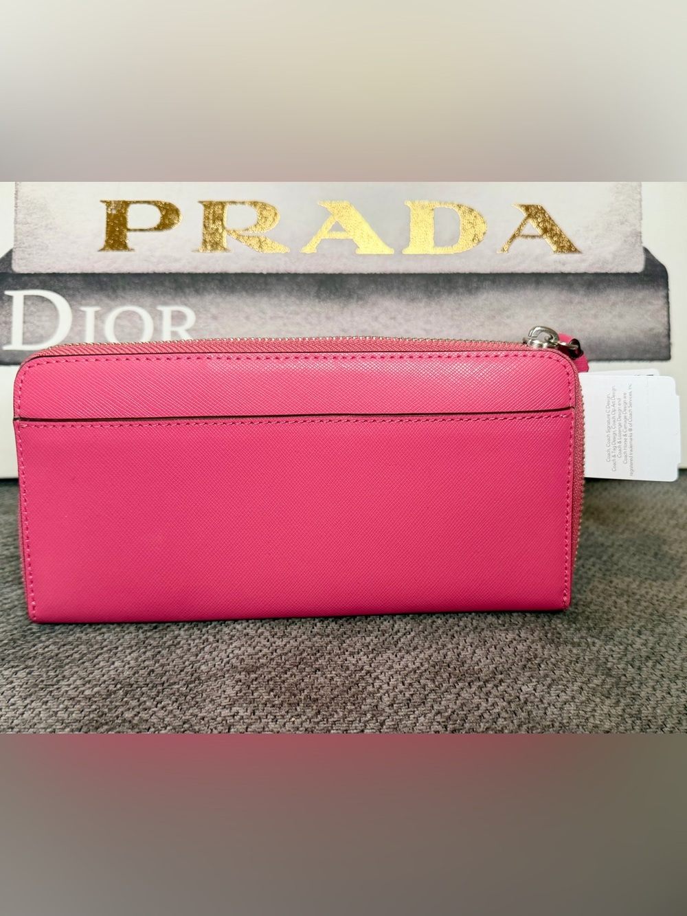 Coach Pink Darcy Bow Crossgrain Leather Accordion Zip-Around Wallet NWT - Picture 2 of 8
